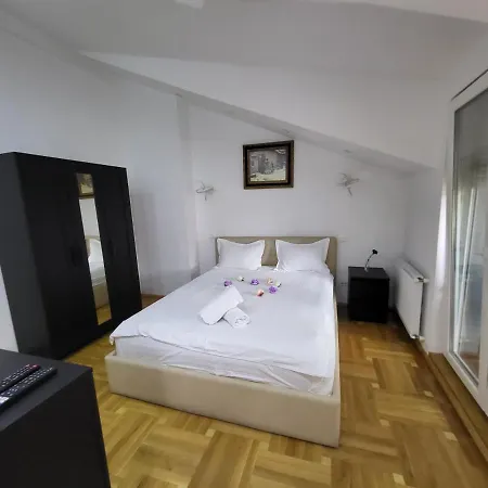 Mega Mall Monza Super Apartament