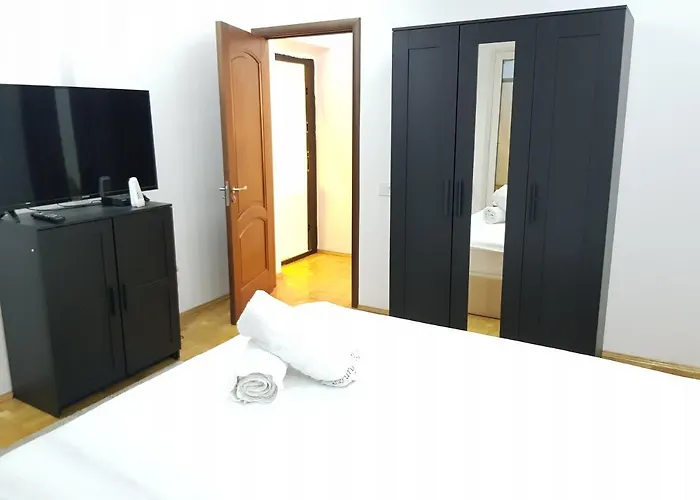 Mega Mall Monza Super * Bukarest